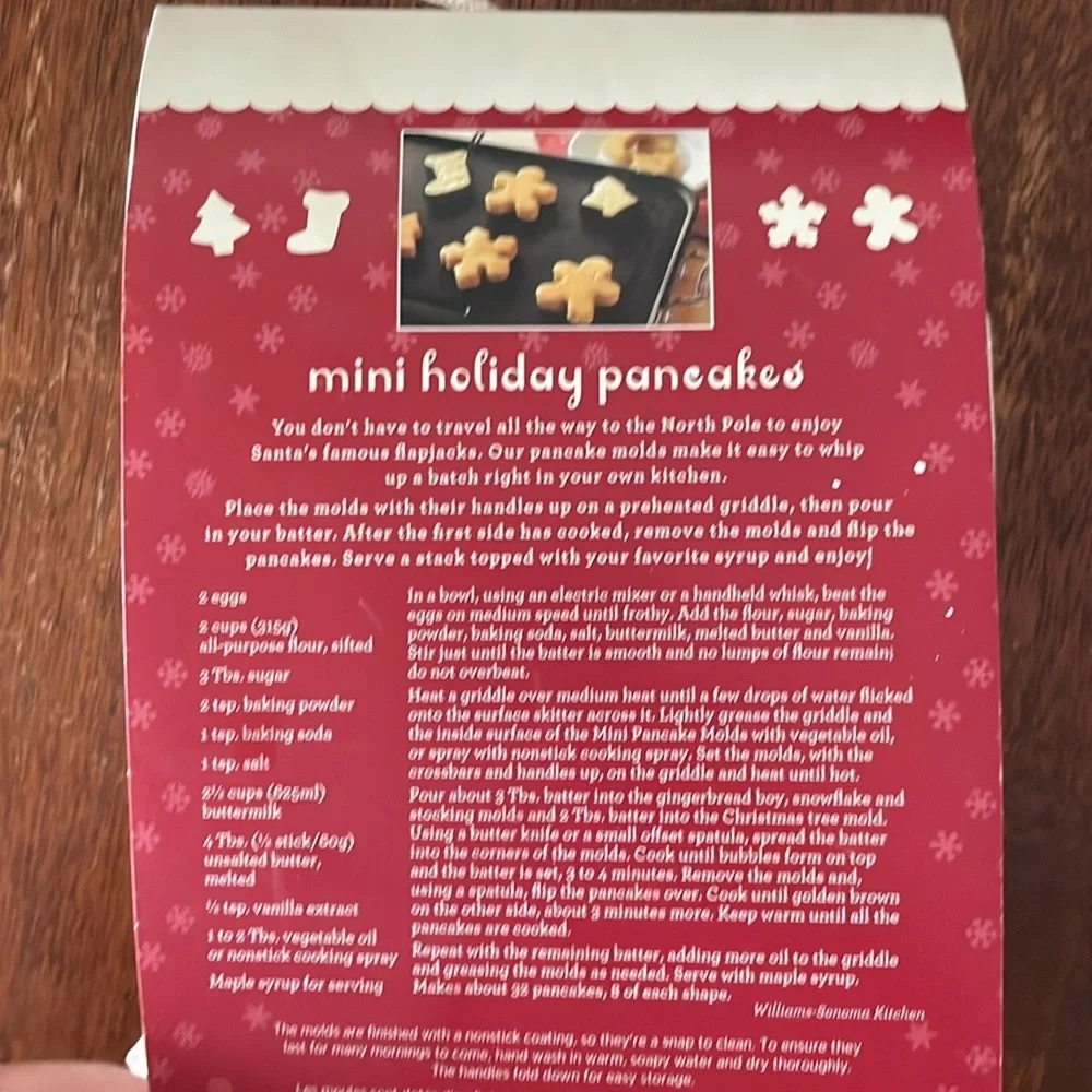 Williams Sonoma Santa’s Favorite Mini Pancake Molds - NWT